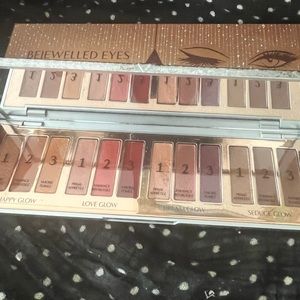 Charlotte Tilbury Bejeweled Eyes to Mesmerize Large palette. Limited edition